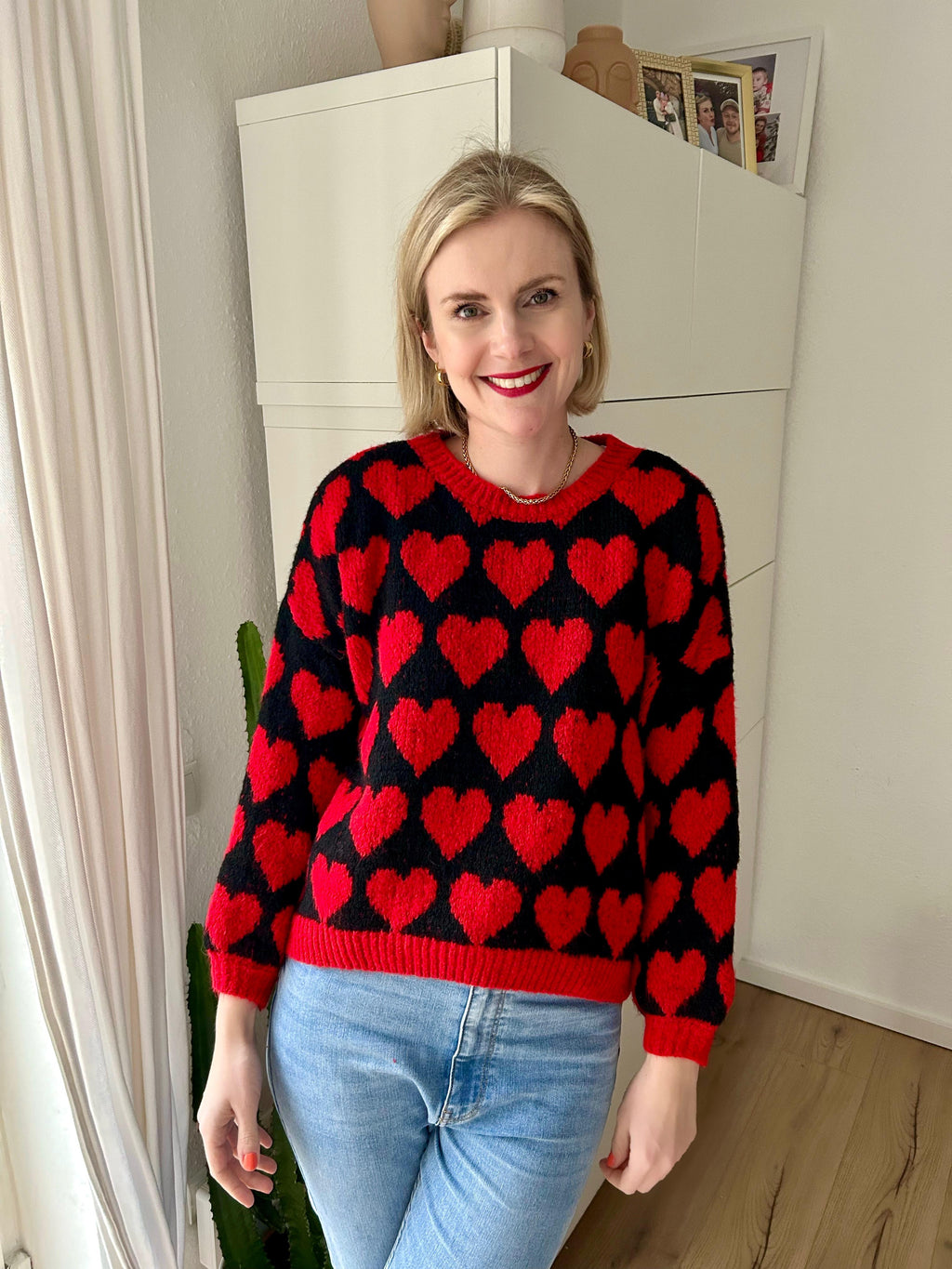 Pullover Herzchen Schwarz/Rot