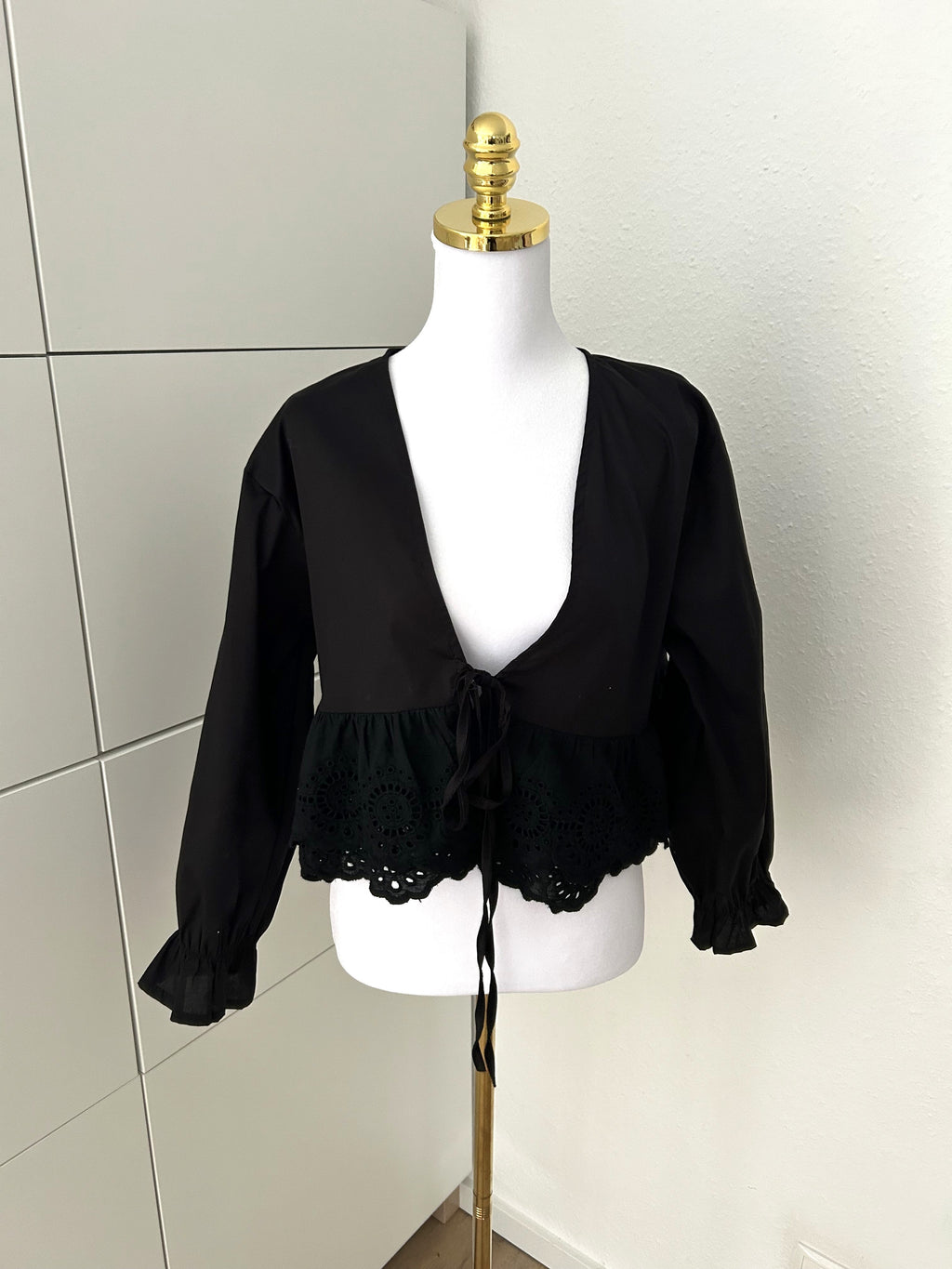 Schleifchen Bluse Schwarz