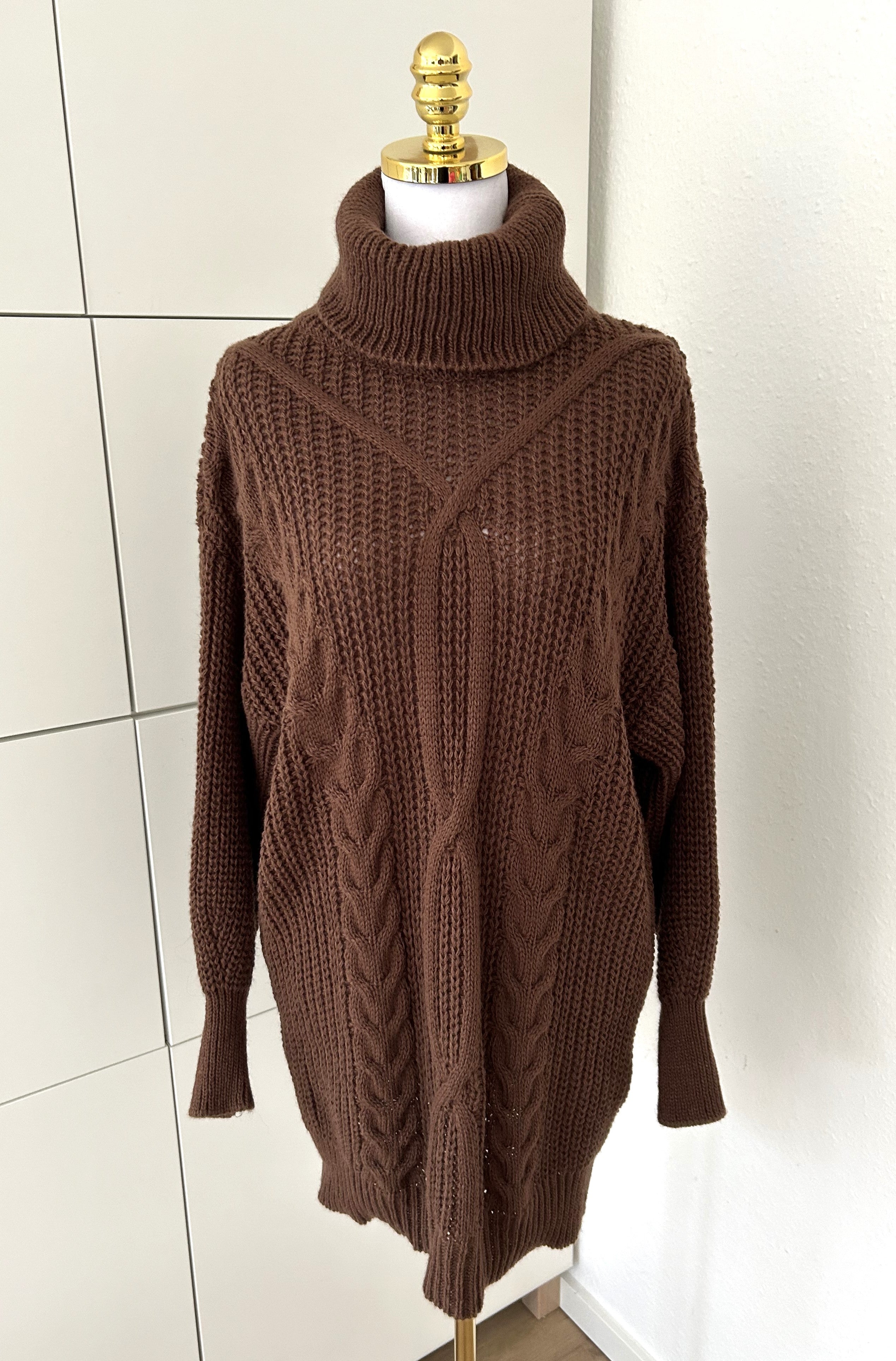 Strickpullover Zopf Braun
