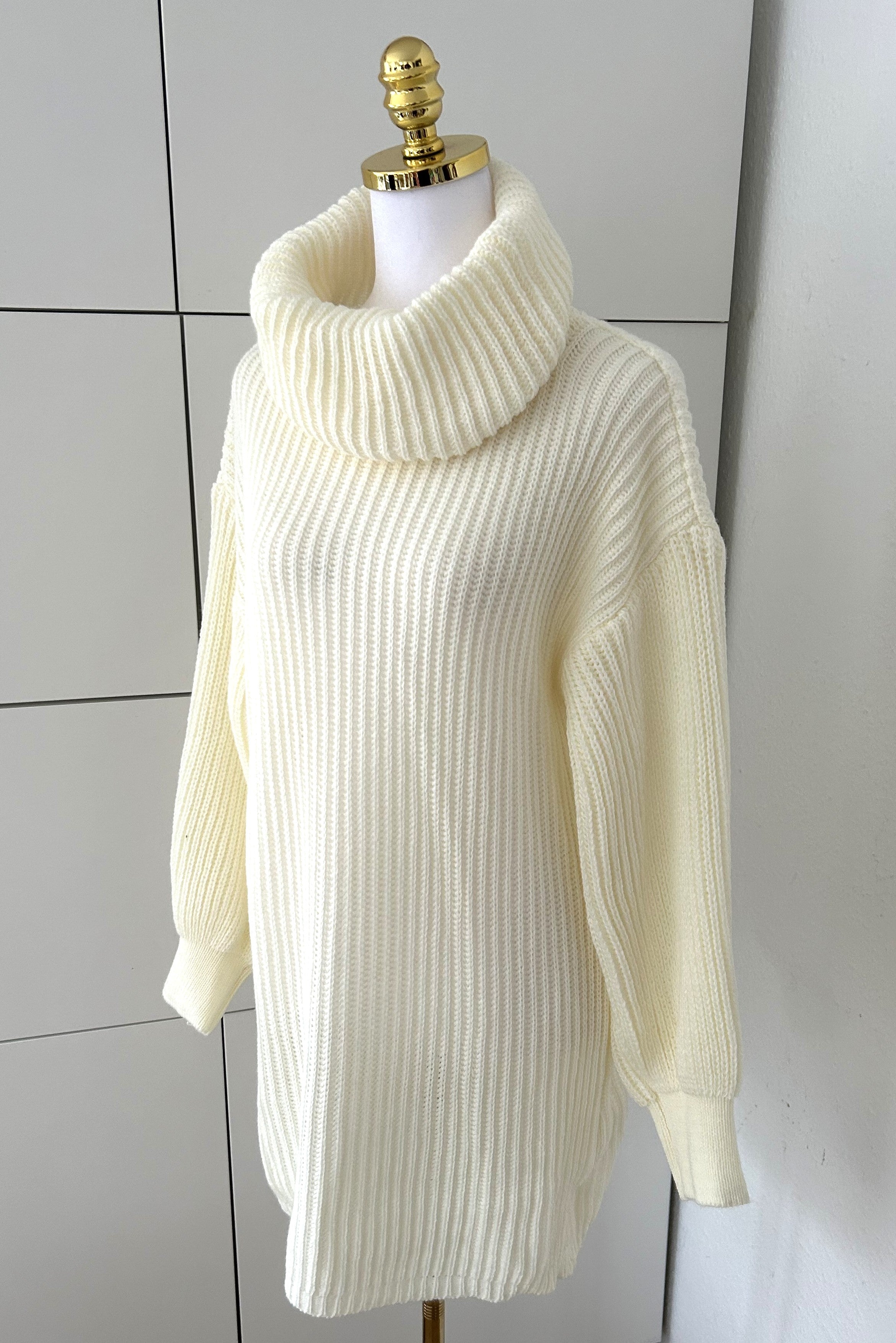 Rollkragen Strickpullover Weiß